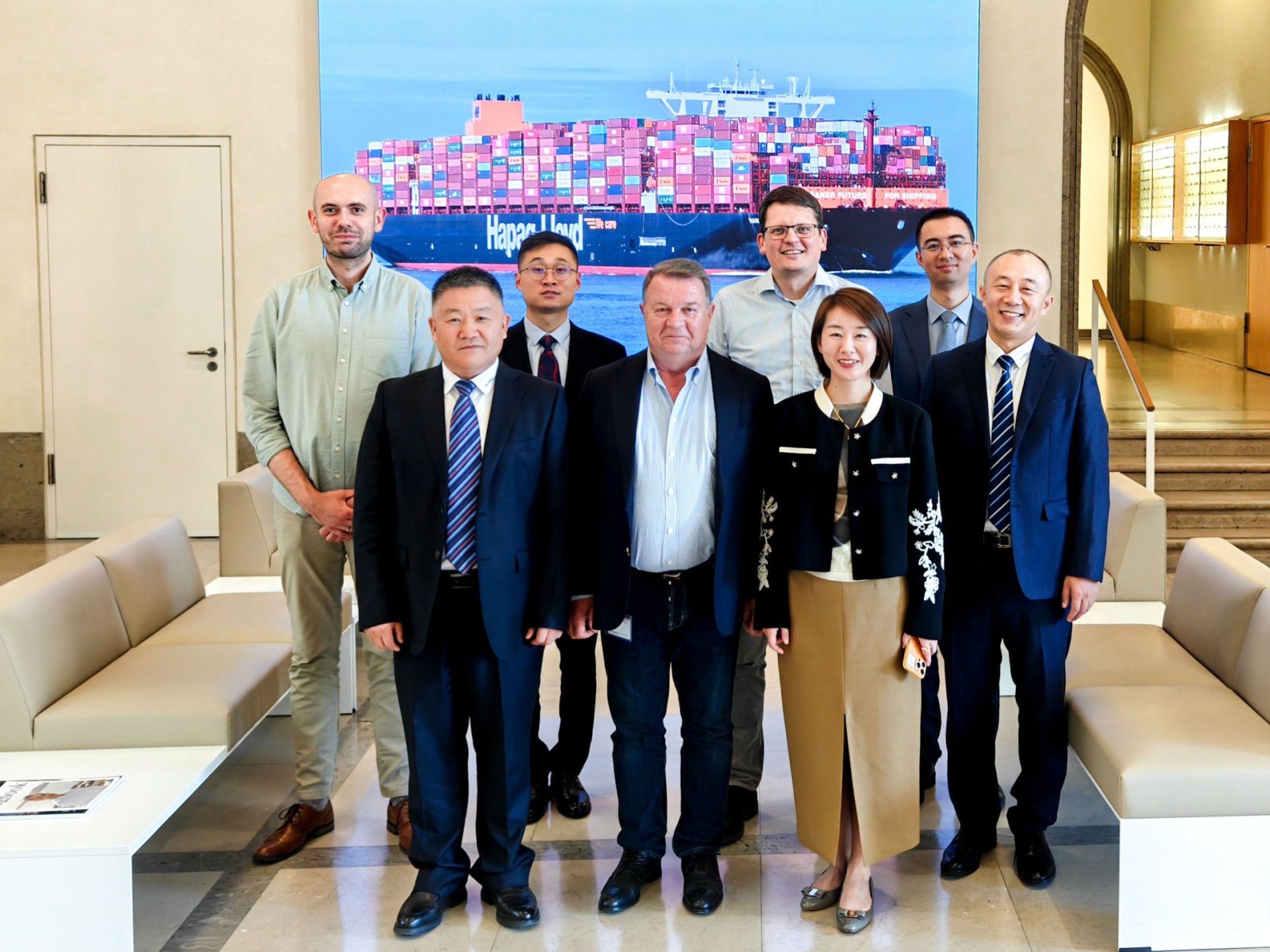 �������ʹ���-׷�󿵽�,����һ������