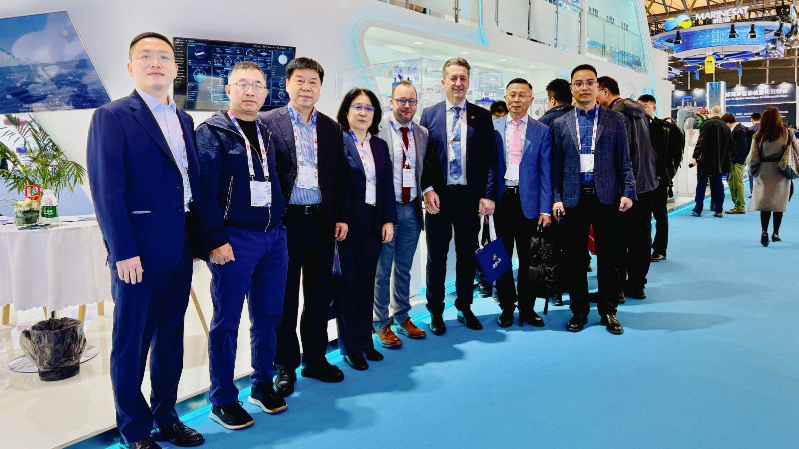 �������ʹ���-׷�󿵽�,����һ������